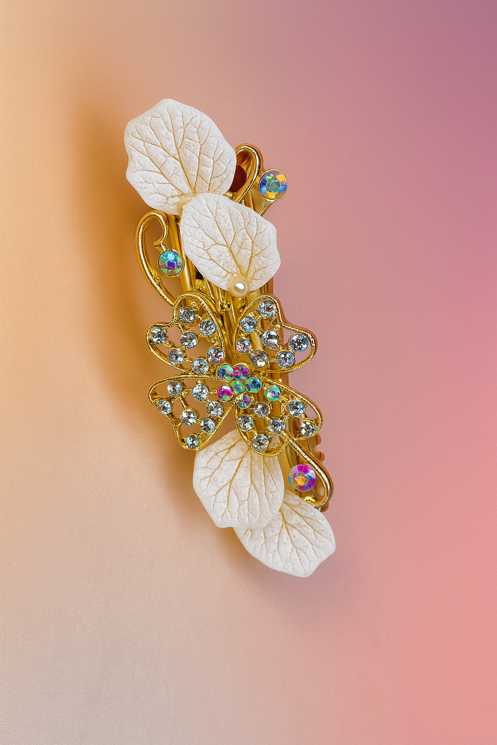 STYLISH FLOWER SHAPE CLAWS