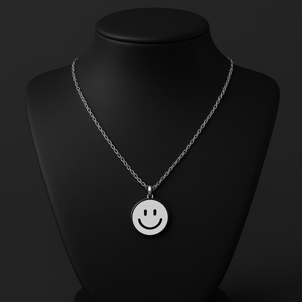 CUTE SMILEY NECK PENDANT