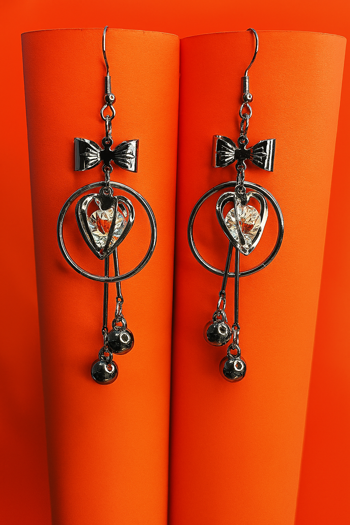 TRENDY EARRING