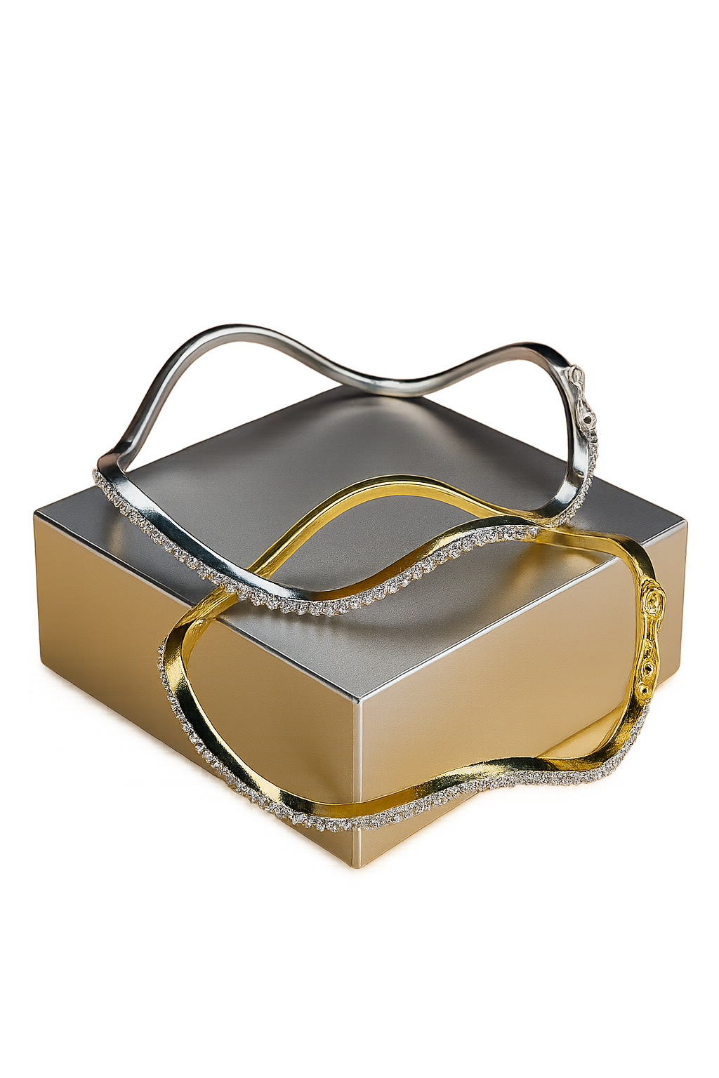 TRENDY ZIG ZAG SHAPE BRACELET