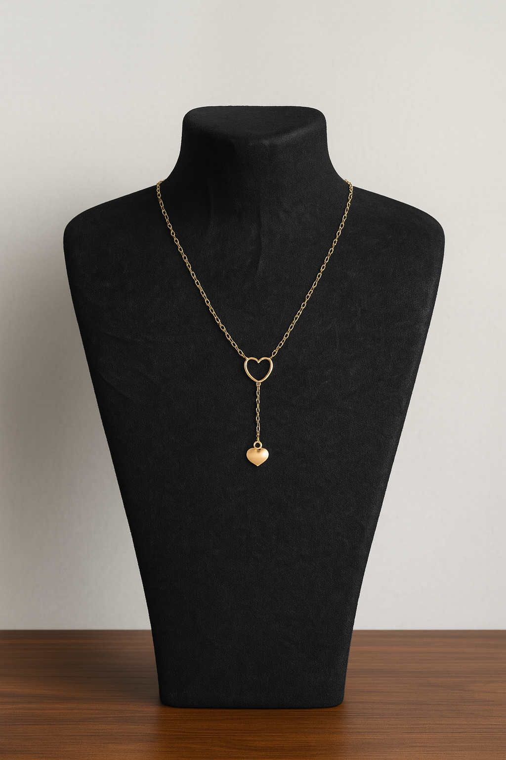 HEART DROP NECK CHAIN