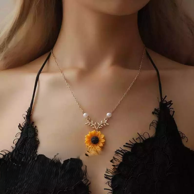 SUNFLOWER NECK CHAIN