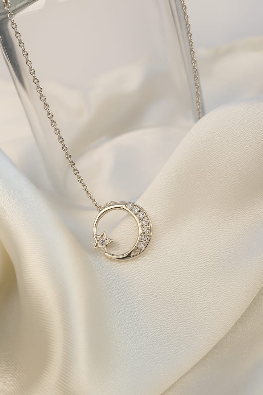 Decent Pendant